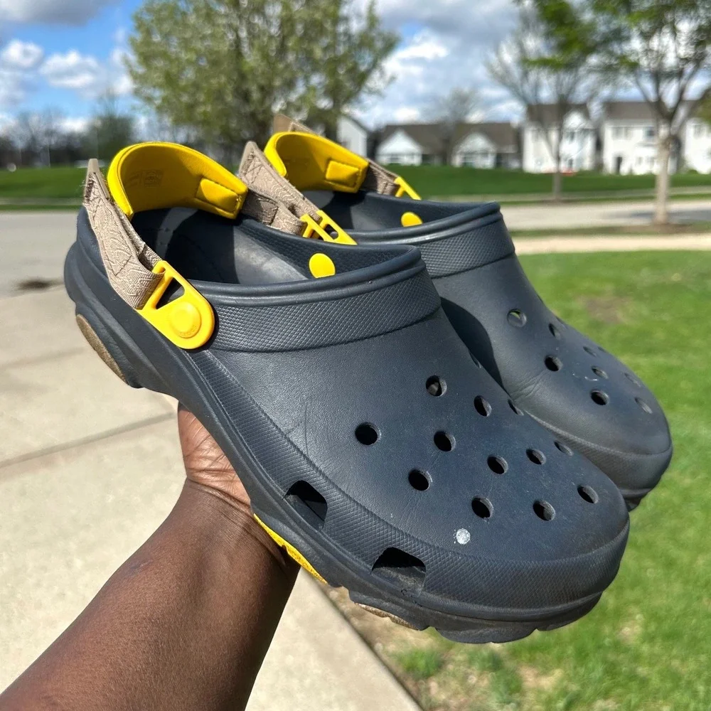 CROCS ALL TERRAIN‎ CLOGS Men's Size 11 Navy Blue Sandals
